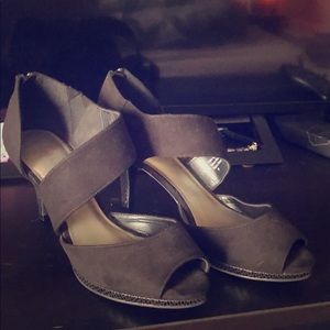 Kelly & Katie Peep Toe Heels